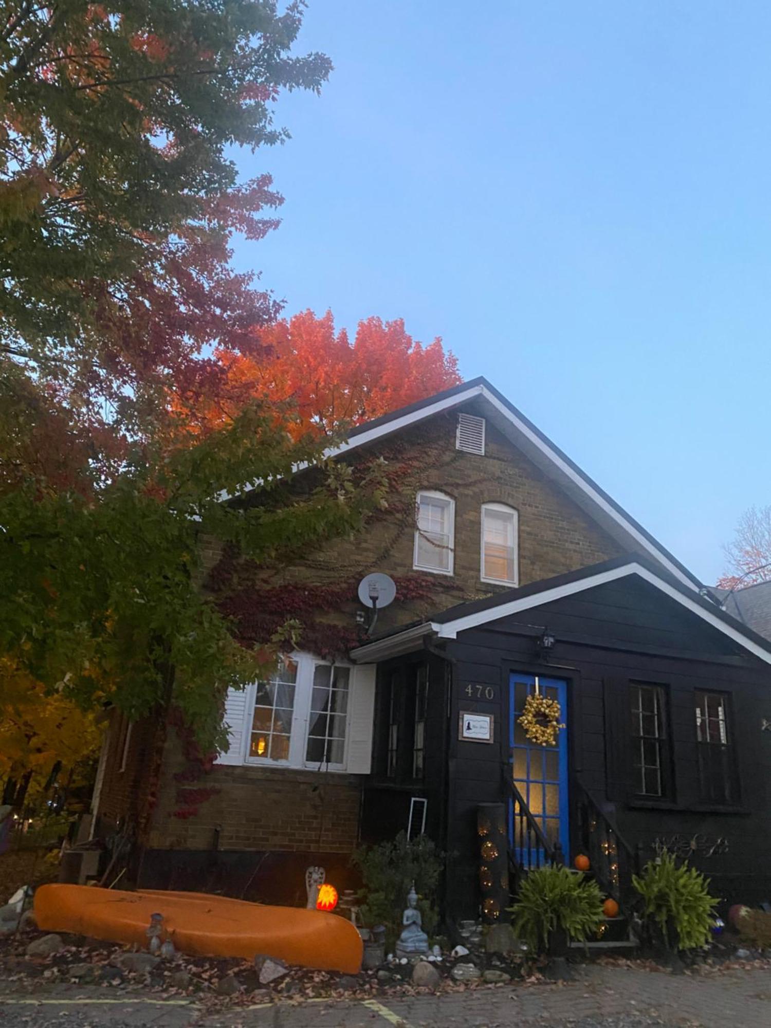 Blue Spruce Bed And Breakfast Muskoka Gravenhurst Exterior foto